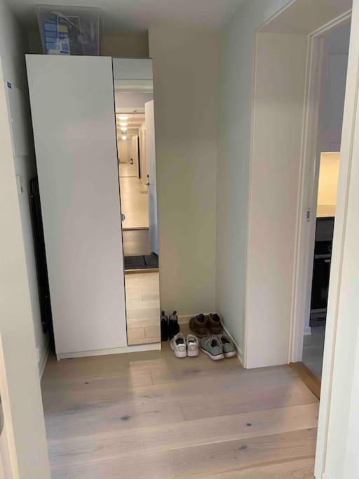 Moderne Leilighet Midt I Sentrum Av 腓特烈斯塔 外观 照片