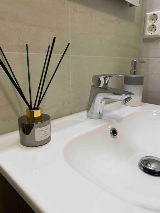 Moderne Leilighet Midt I Sentrum Av 腓特烈斯塔 外观 照片